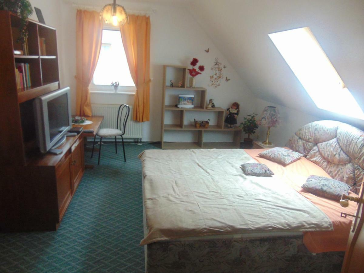 Ferienhaus Emmelie 코니그스부슈터하우젠 외부 사진
